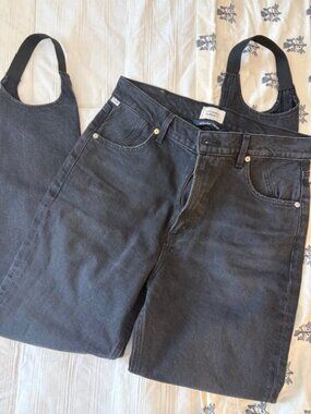 Black foot strap denim